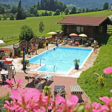 Apart-hotel Alpin 3*