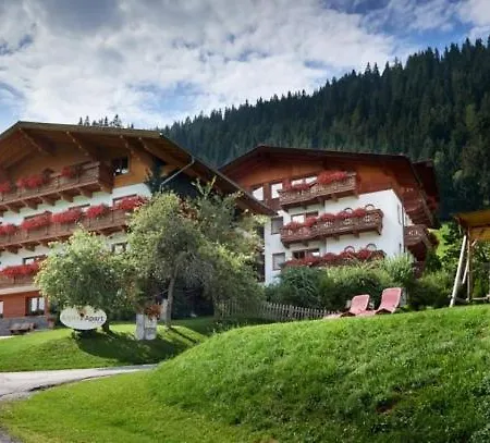 Alpin Apart-hotel 4*